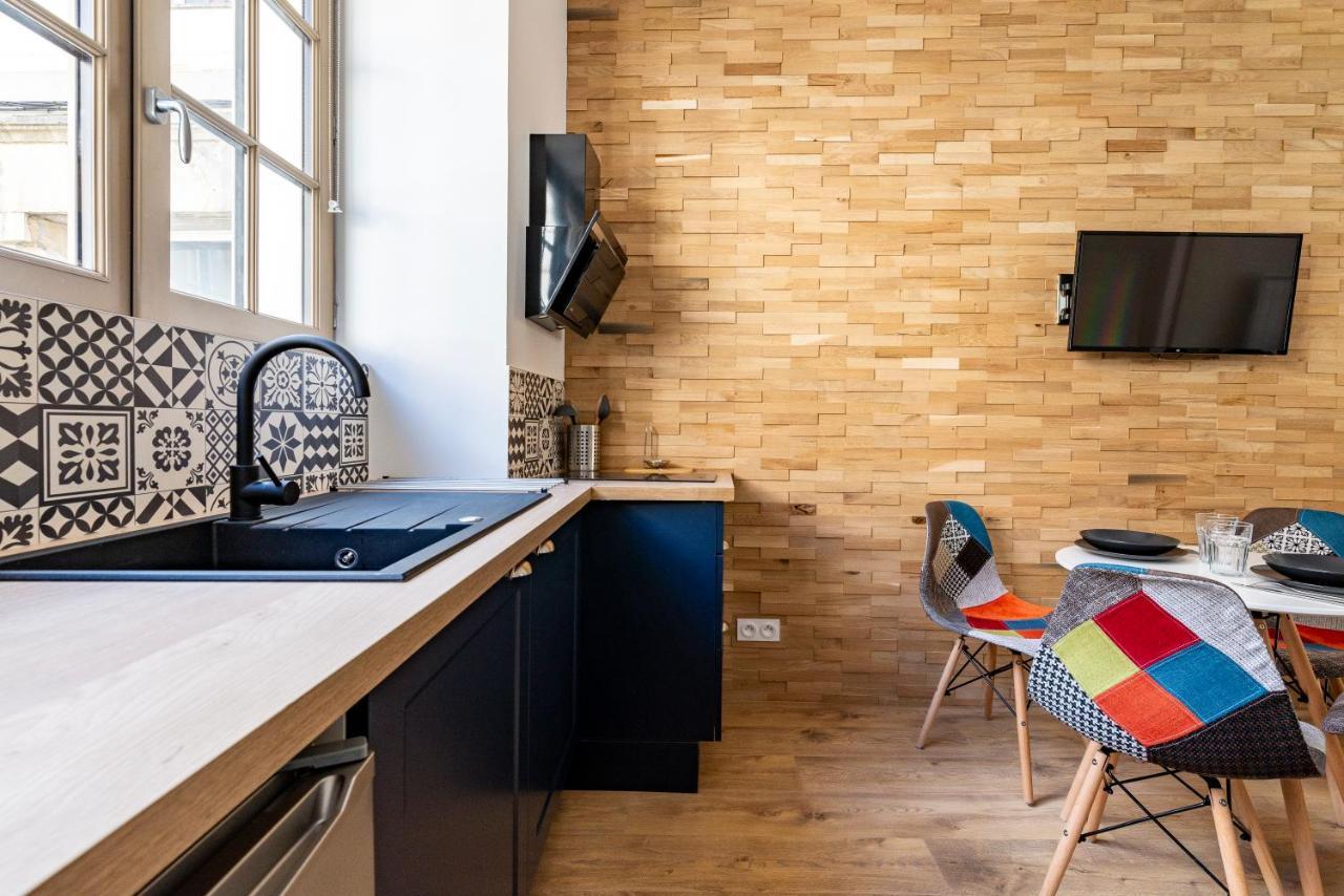: Plein Coeur De Ville, à 2 Pas Du Tram Appartement